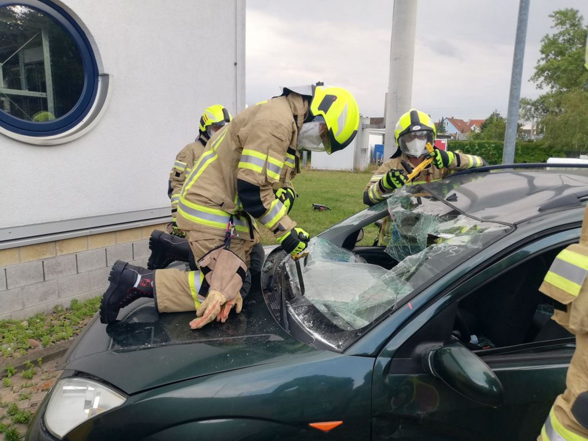  Leinetal Online News: Rettung von Unfallopfern wird